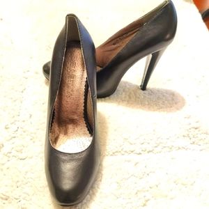 Brand new black high heel platform leather shoes